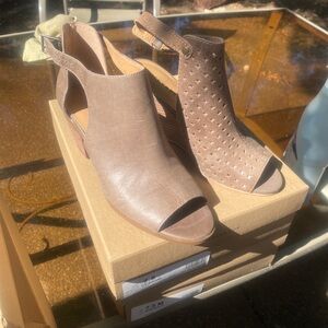 Lucky Brand Sesame Brindle Accent